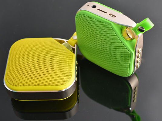 800mAh Outdoor Bluetooth Wireless Speakers With TF Card Music Loudspeaker